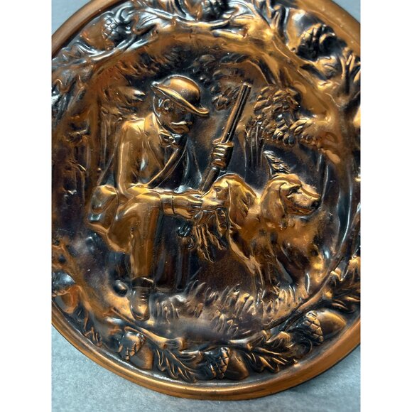 Vintage Embossed Copper Wall Plaque Hunting Scene 6.5" Diameter Round Rustic Dec - Picture 4 of 6